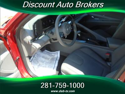 2025 Hyundai ELANTRA SE - Photo 10 - Houston, TX 77082