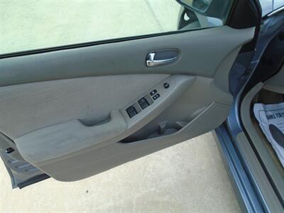 2011 Nissan Altima 2.5   - Photo 9 - Houston, TX 77082