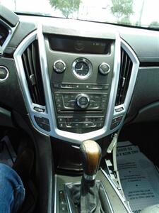 2010 Cadillac SRX Performance Collection - Photo 25 - Houston, TX 77082