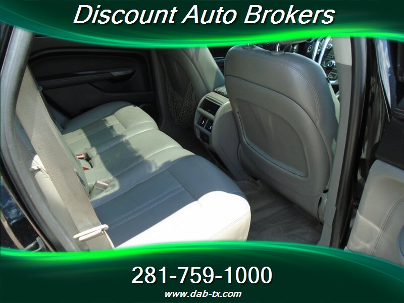 2010 Cadillac SRX Performance Collection - Photo 16 - Houston, TX 77082