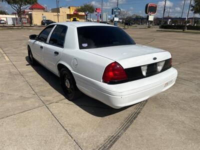 2007 Ford Crown Victoria Police Interceptor   - Photo 6 - Houston, TX 77082