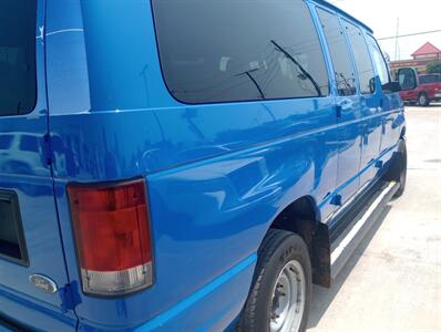 2014 Ford E-350 SD XL   - Photo 9 - Houston, TX 77082