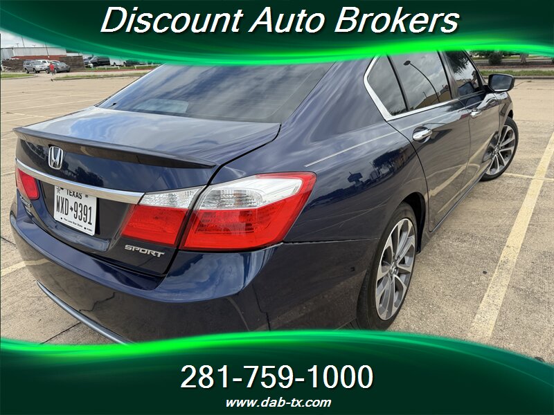 2015 Honda Accord Sport - Photo 5 - Houston, TX 77082