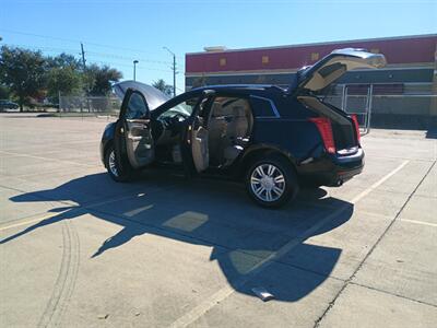 2011 Cadillac SRX Luxury Collection   - Photo 12 - Houston, TX 77082