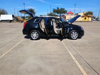 2011 Cadillac SRX Luxury Collection   - Photo 15 - Houston, TX 77082