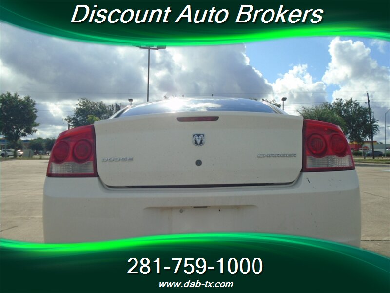 2009 Dodge Charger - Photo 6 - Houston, TX 77082