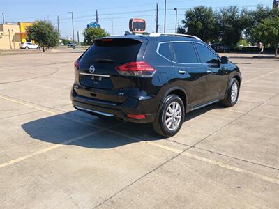 2017 Nissan Rogue S   - Photo 6 - Houston, TX 77082