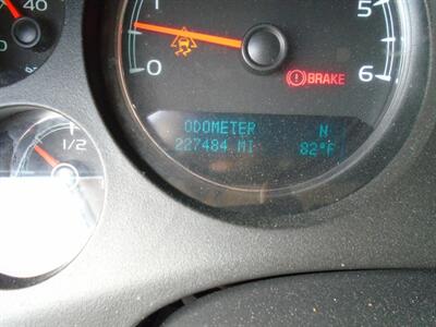 2009 GMC Yukon XL Denali   - Photo 16 - Houston, TX 77082