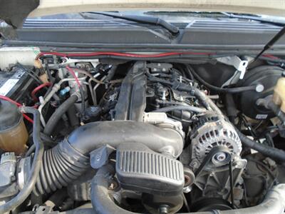 2009 GMC Yukon XL Denali   - Photo 26 - Houston, TX 77082