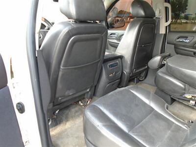 2009 GMC Yukon XL Denali   - Photo 18 - Houston, TX 77082