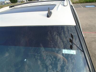 2009 GMC Yukon XL Denali   - Photo 25 - Houston, TX 77082