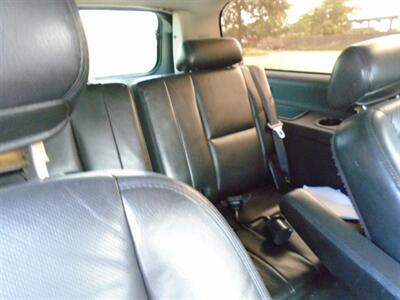 2009 GMC Yukon XL Denali   - Photo 22 - Houston, TX 77082