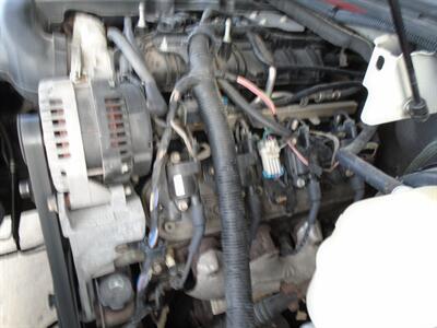 2009 GMC Yukon XL Denali   - Photo 28 - Houston, TX 77082