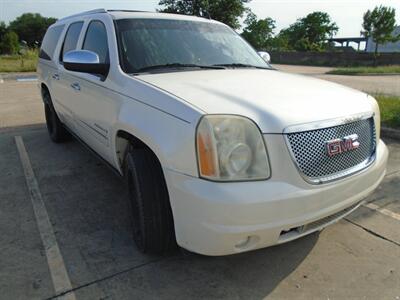 2009 GMC Yukon XL Denali   - Photo 3 - Houston, TX 77082