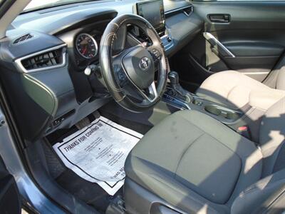 2022 Toyota Corolla Cross LE   - Photo 13 - Houston, TX 77082