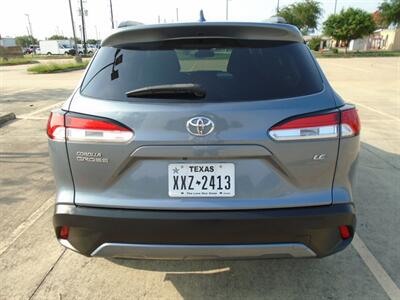 2022 Toyota Corolla Cross LE   - Photo 6 - Houston, TX 77082