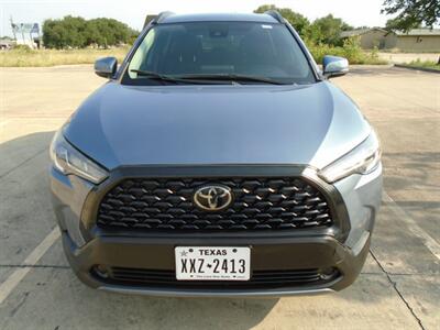 2022 Toyota Corolla Cross LE   - Photo 2 - Houston, TX 77082