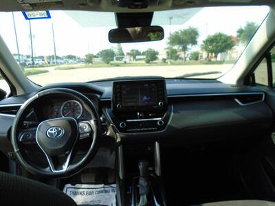 2022 Toyota Corolla Cross LE   - Photo 15 - Houston, TX 77082