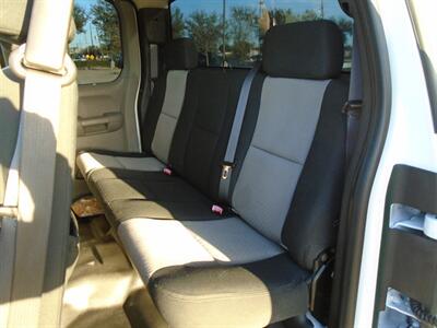 2007 GMC Sierra 1500 Work Truck   - Photo 12 - Houston, TX 77082