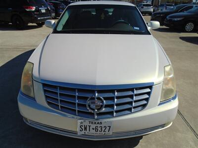 2006 Cadillac DTS Luxury I - Photo 2 - Houston, TX 77082