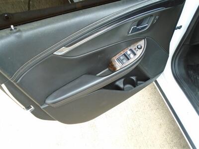 2015 Chevrolet Impala LT   - Photo 10 - Houston, TX 77082