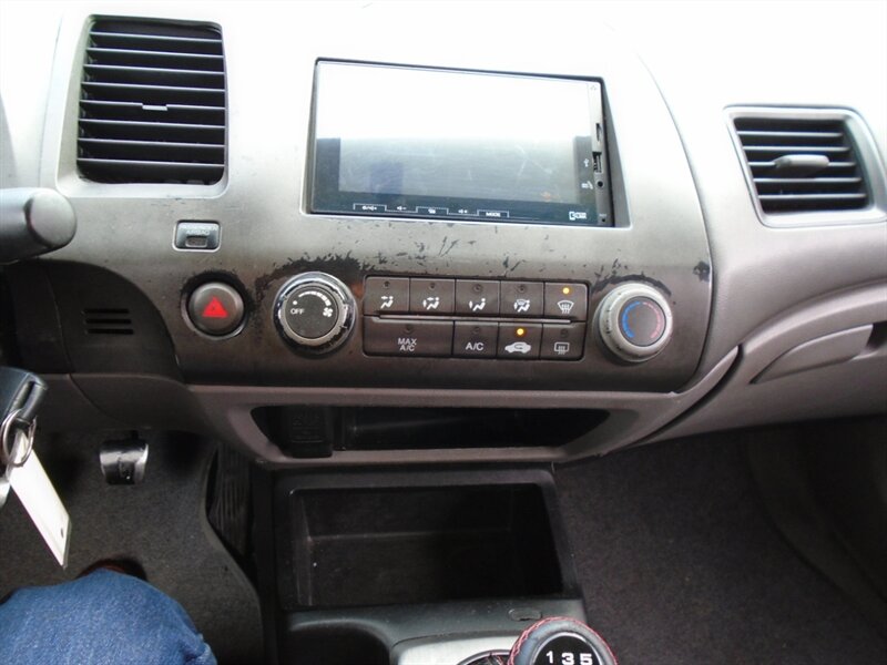 2010 Honda Civic LX - Photo 11 - Houston, TX 77082