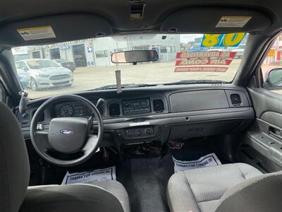 2008 Ford Crown Victoria Police Interceptor   - Photo 9 - Houston, TX 77082