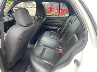 2008 Ford Crown Victoria Police Interceptor   - Photo 10 - Houston, TX 77082