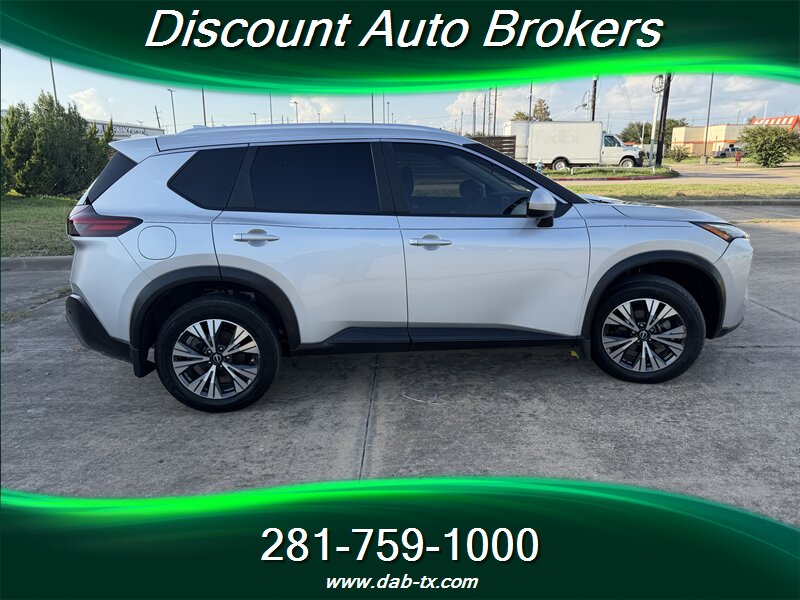 2023 Nissan Rogue SV - Photo 4 - Houston, TX 77082