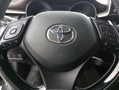 2019 Toyota C-HR LE   - Photo 8 - Houston, TX 77082