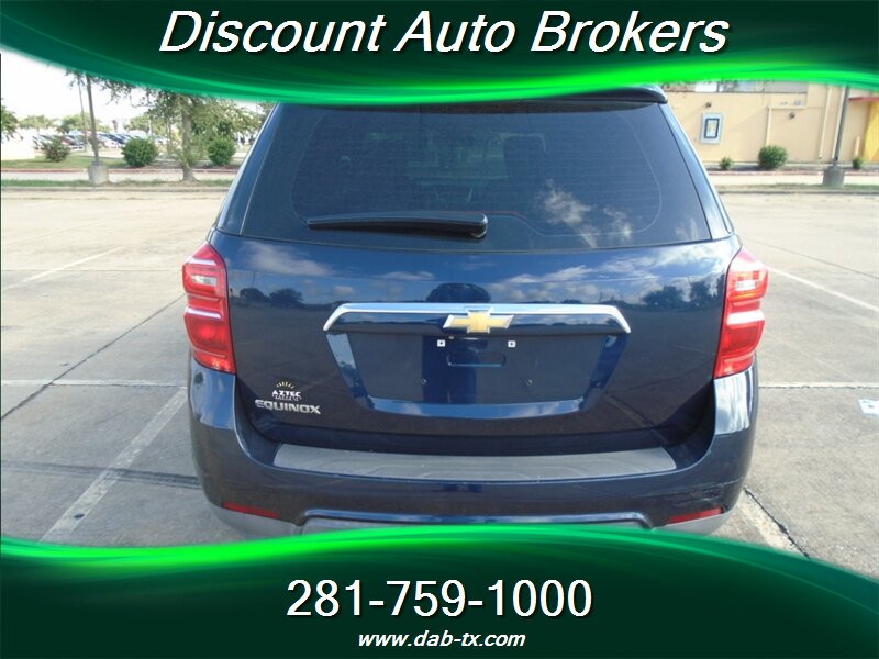 2017 Chevrolet Equinox LS - Photo 6 - Houston, TX 77082