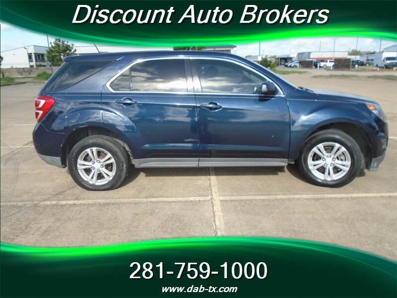 2017 Chevrolet Equinox LS - Photo 4 - Houston, TX 77082