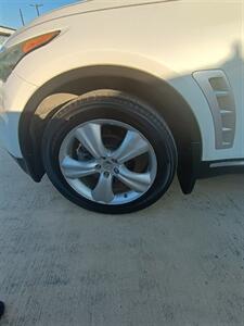 2011 INFINITI FX35   - Photo 17 - Houston, TX 77082