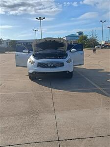 2011 INFINITI FX35   - Photo 9 - Houston, TX 77082