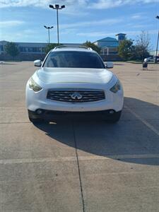 2011 INFINITI FX35   - Photo 1 - Houston, TX 77082