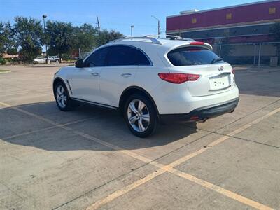 2011 INFINITI FX35   - Photo 4 - Houston, TX 77082