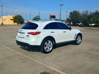 2011 INFINITI FX35   - Photo 6 - Houston, TX 77082