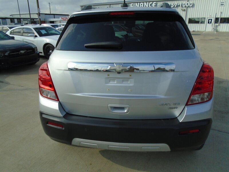 2015 Chevrolet Trax LTZ - Photo 6 - Houston, TX 77082