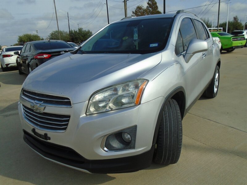 2015 Chevrolet Trax LTZ   - Photo 1 - Houston, TX 77082