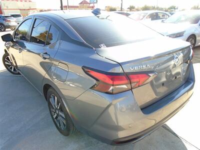 2021 Nissan Versa SV - Photo 7 - Houston, TX 77082