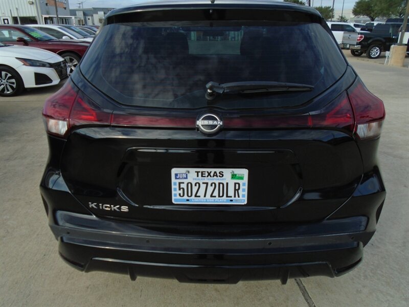2023 Nissan Kicks S - Photo 6 - Houston, TX 77082