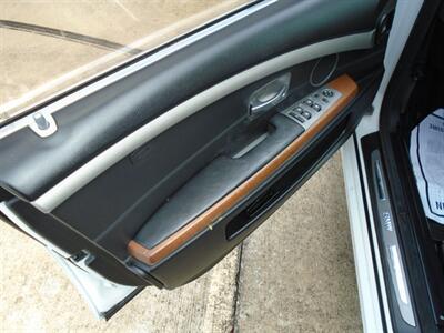 2007 BMW 750Li   - Photo 9 - Houston, TX 77082