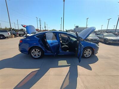 2015 Chrysler 200 Limited   - Photo 17 - Houston, TX 77082