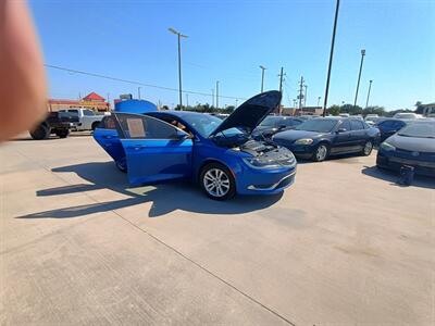 2015 Chrysler 200 Limited   - Photo 16 - Houston, TX 77082