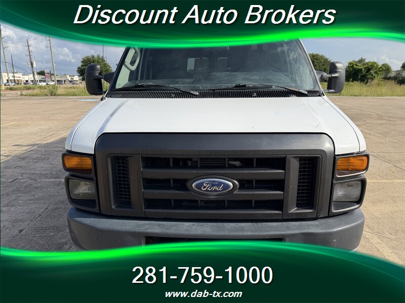 2011 Ford E-250 - Photo 2 - Houston, TX 77082
