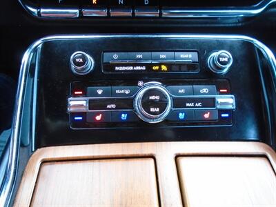 2018 Lincoln Navigator Reserve   - Photo 34 - Houston, TX 77082