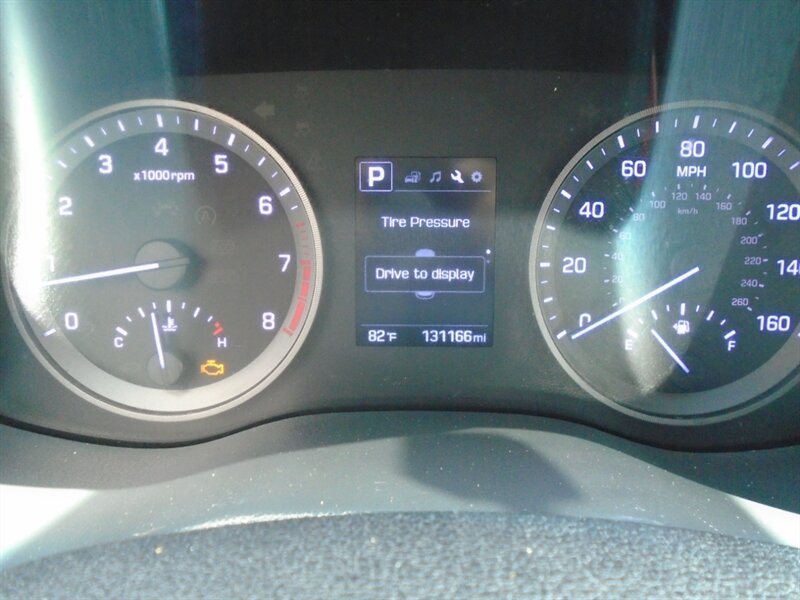 2017 Hyundai TUCSON SE - Photo 17 - Houston, TX 77082