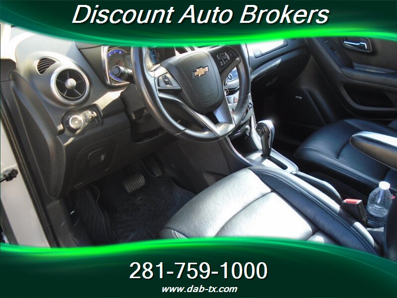 2015 Chevrolet Trax LTZ - Photo 13 - Houston, TX 77082