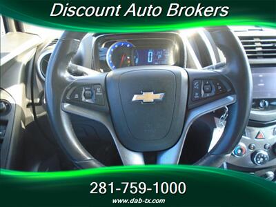 2015 Chevrolet Trax LTZ - Photo 14 - Houston, TX 77082