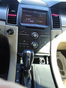 2013 Ford Taurus SEL   - Photo 18 - Houston, TX 77082